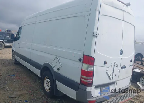 2011 Mercedes-Benz Sprinter 2500 High Roof из США, поврежденный, VIN WD3PE8CB0B5561293